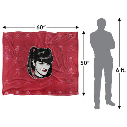 Multicoloured - Pack Shot - NCIS Abby Silky Heart Supersoft Blanket