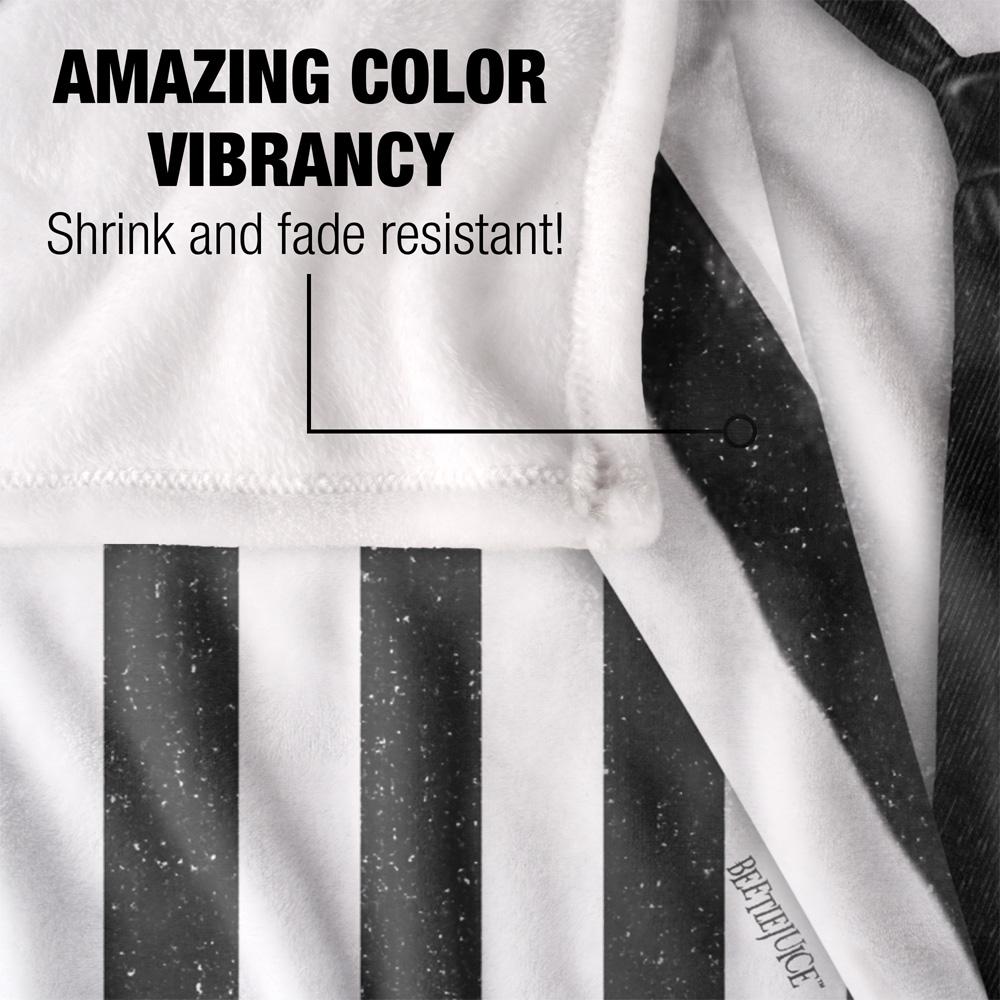 Black-White - Lifestyle - Beetlejuice Silky Suit Supersoft Blanket