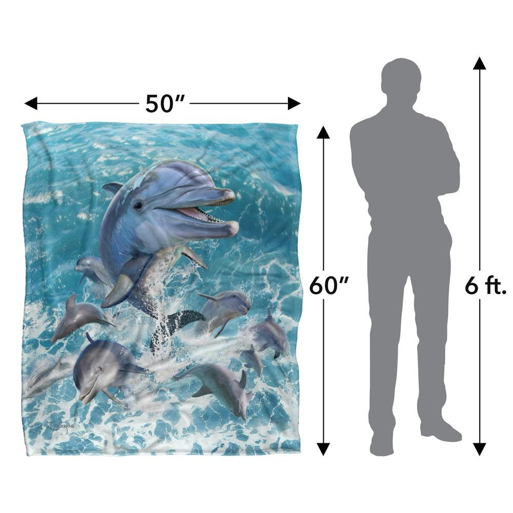Multicoloured - Pack Shot - JQ Licensing Jlo Silky Dolphin Jumpers Supersoft Blanket