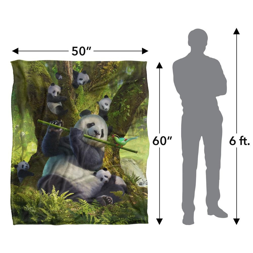 Multicoloured - Pack Shot - JQ Licensing Family Panda Supersoft Blanket