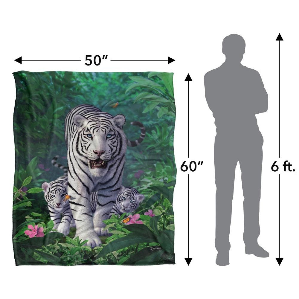 Multicoloured - Pack Shot - JQ Licensing Jlo Silky Tiger Supersoft Blanket