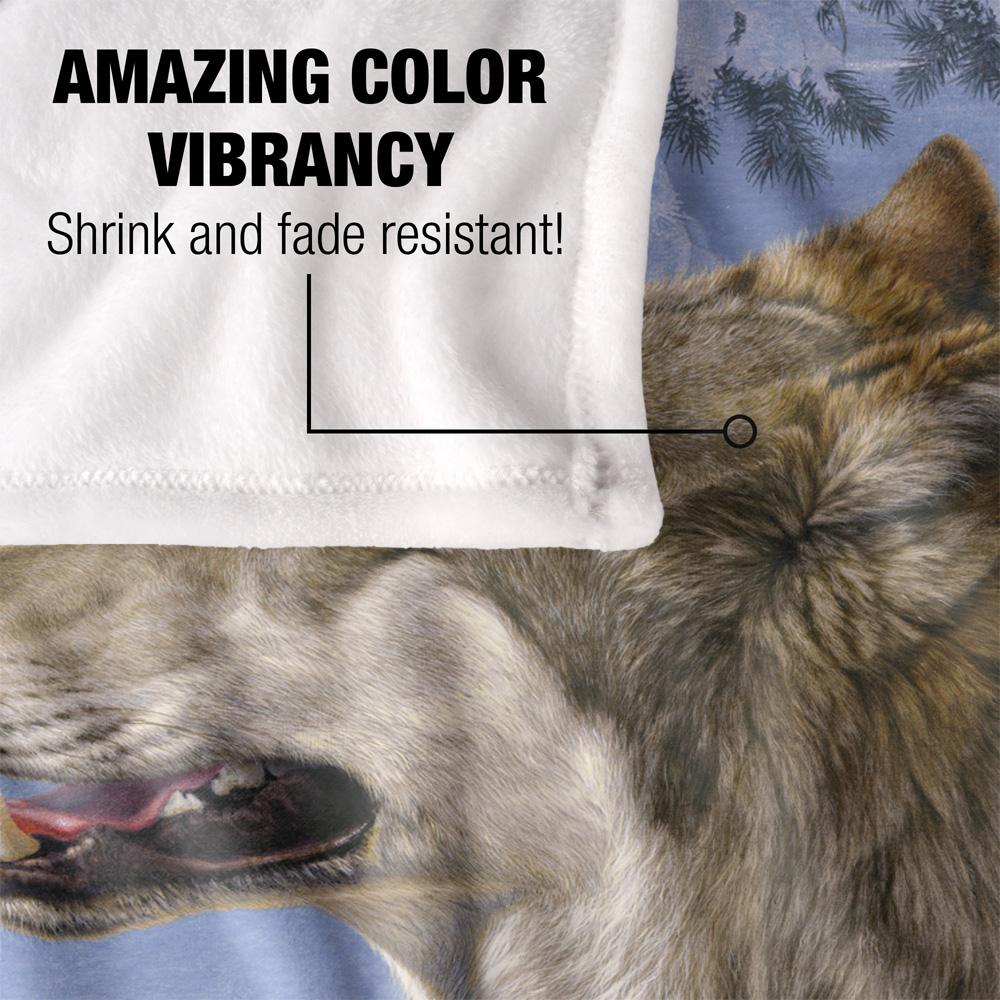 White-Brown - Lifestyle - Wild Wings Winters Warmth 2 Silky Supersoft Blanket