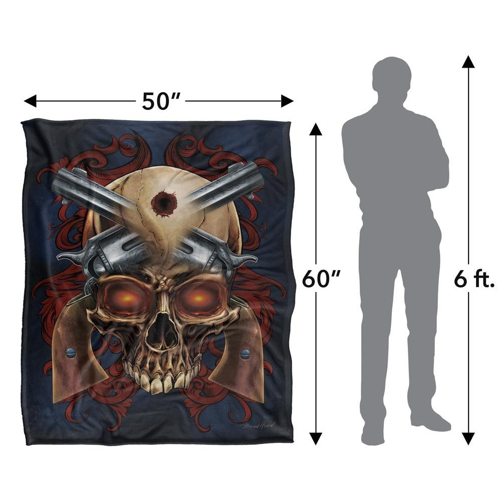Multicoloured - Pack Shot - JQ Licensing Silky Skull & Guns Supersoft Blanket