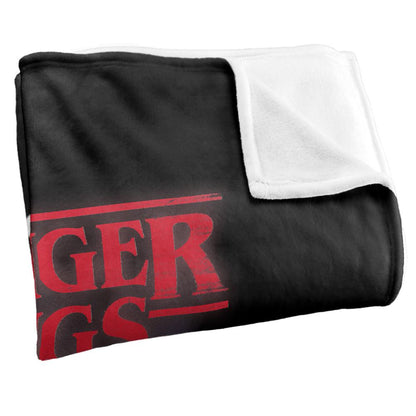 Multicoloured - Side - Stranger Things 5 All Friends Welcome Silky Poster Soft Touch Blanket