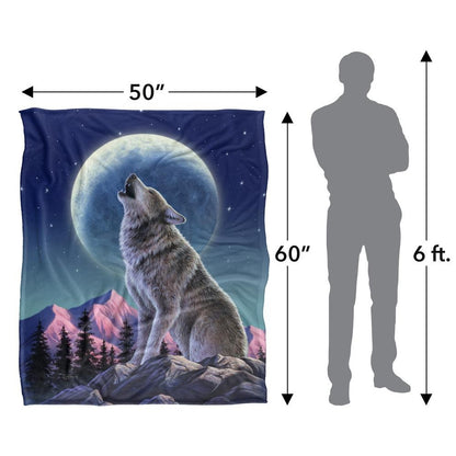 Multicoloured - Pack Shot - JQ Licensing Jlo Silky Howling Wolf Supersoft Blanket