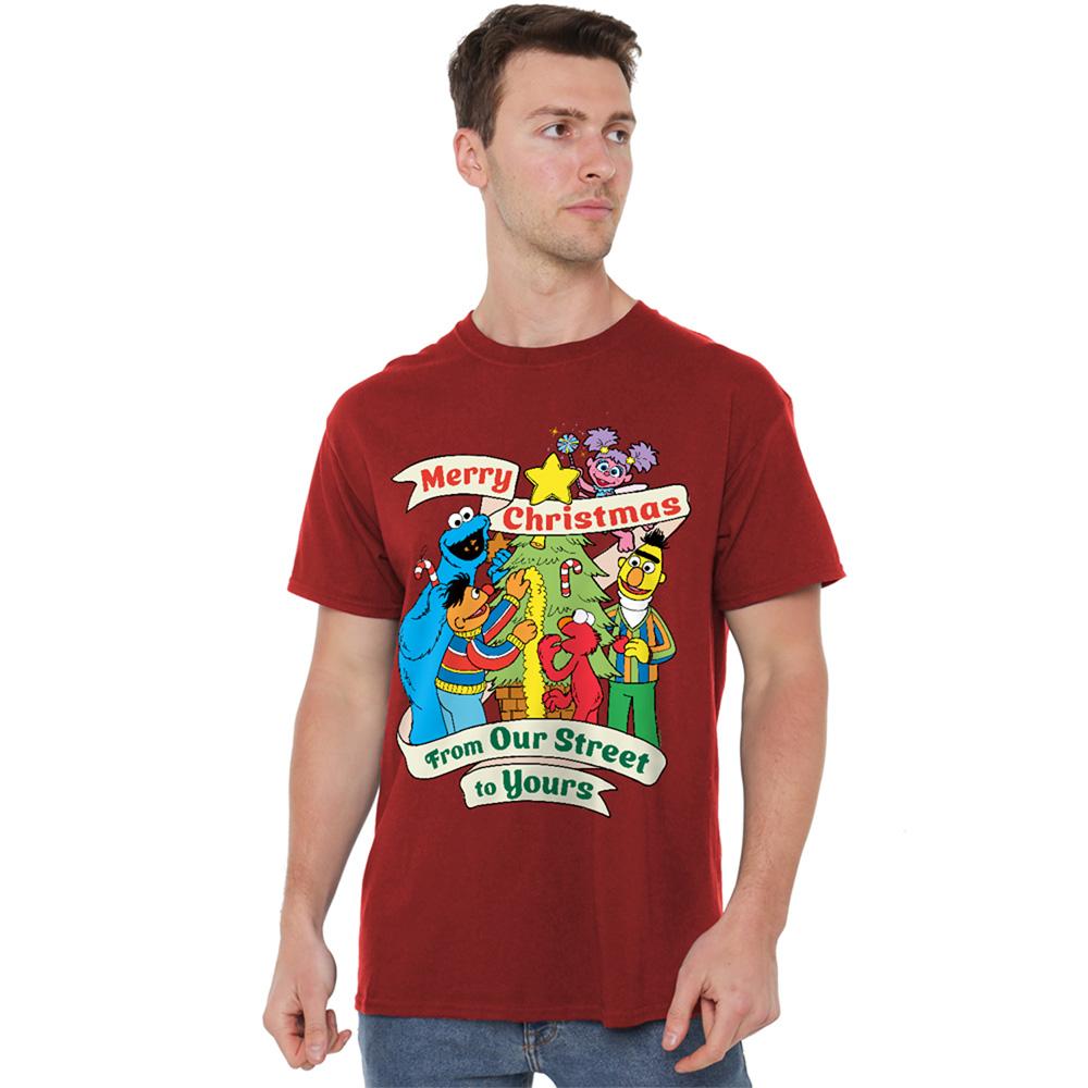 Cardinal - Lifestyle - Sesame Street Unisex Adult Vintage Christmas T-Shirt