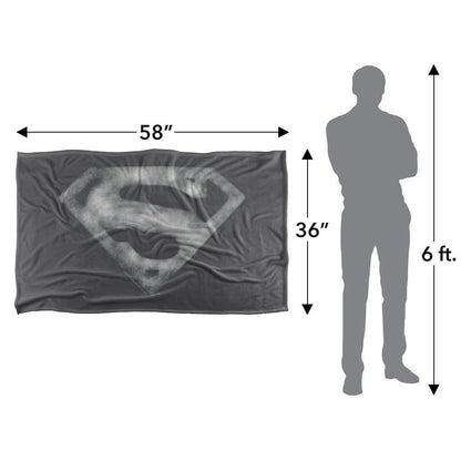 Multicoloured - Lifestyle - Superman Fleece Distressed Logo Blanket