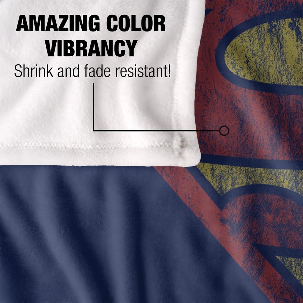 Vintage - Lifestyle - Superman Distressed Logo Blanket