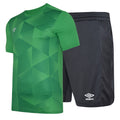 Emerald-Black - Front - Umbro Childrens-Kids Maxium Football Kit