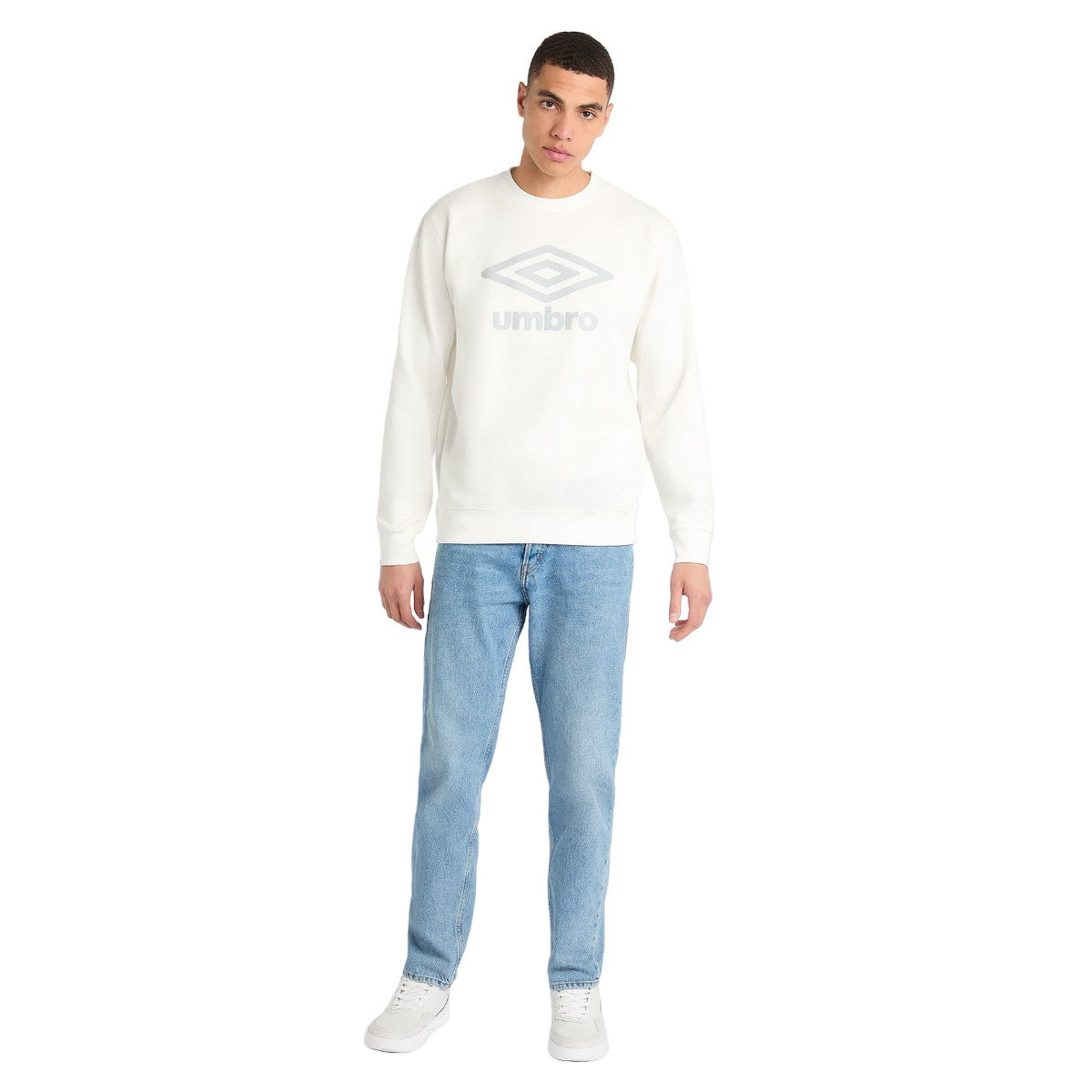 Ecru-High Rise Grey - Pack Shot - Umbro Mens Core Sweatshirt