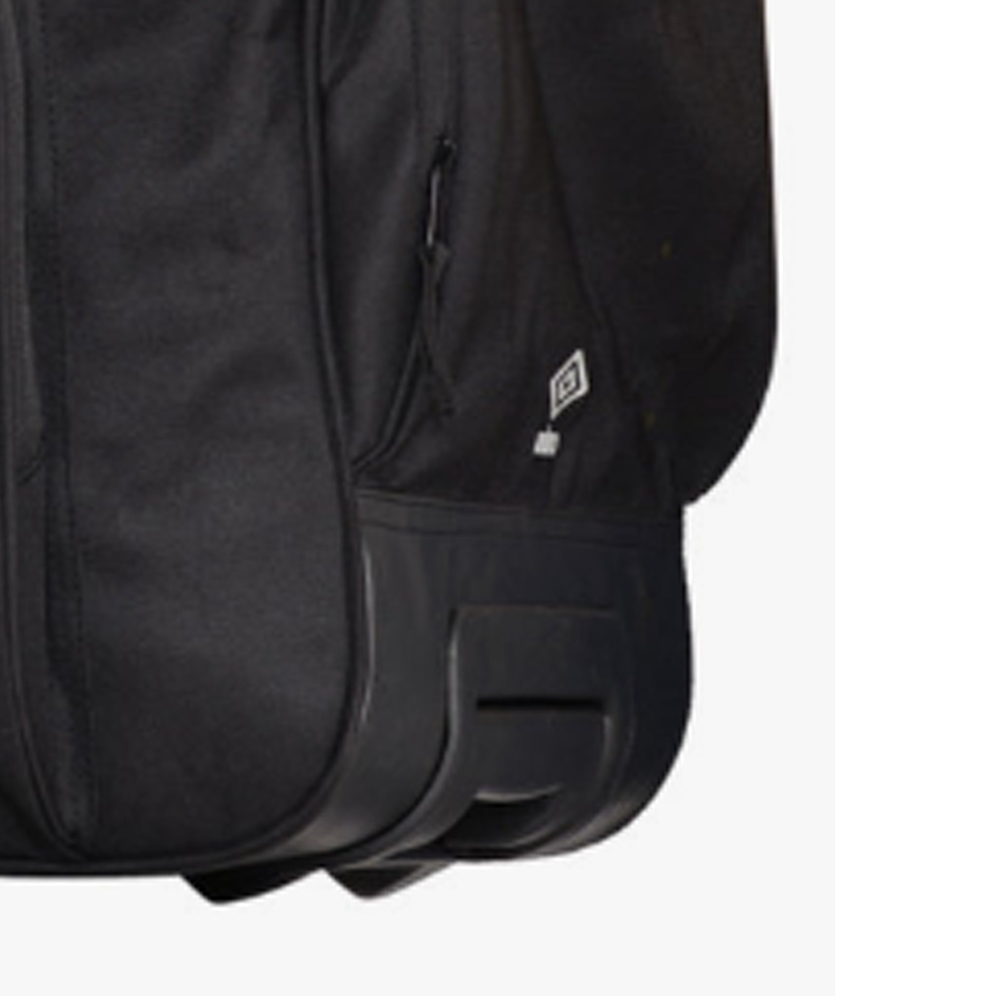 Black - Pack Shot - Umbro Megadeck II Wheeled Duffel Bag