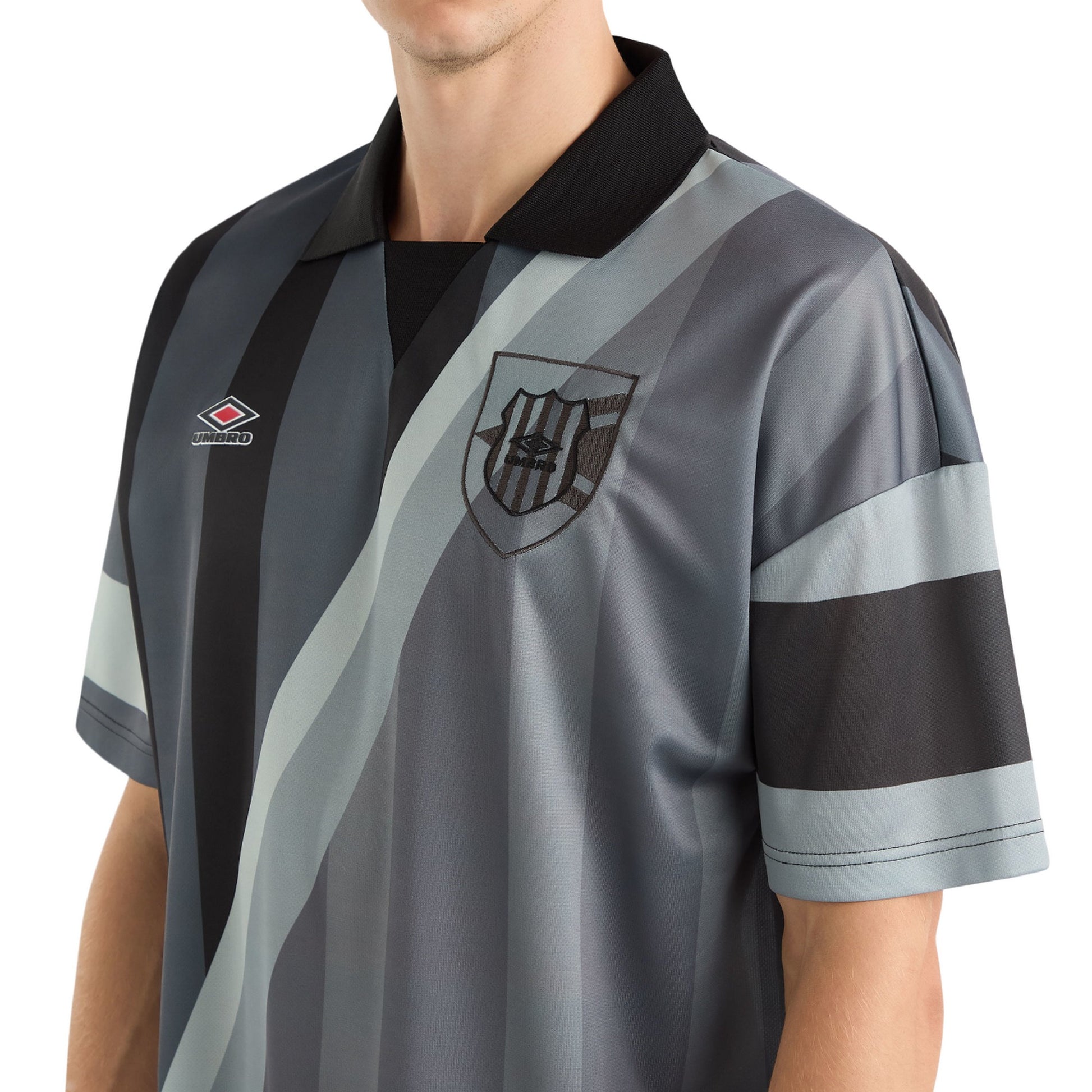 Black - Side - Umbro Mens Mash-up Jersey