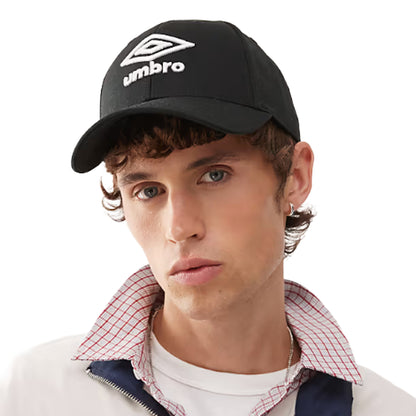 Black-White - Lifestyle - Umbro Logo Cap