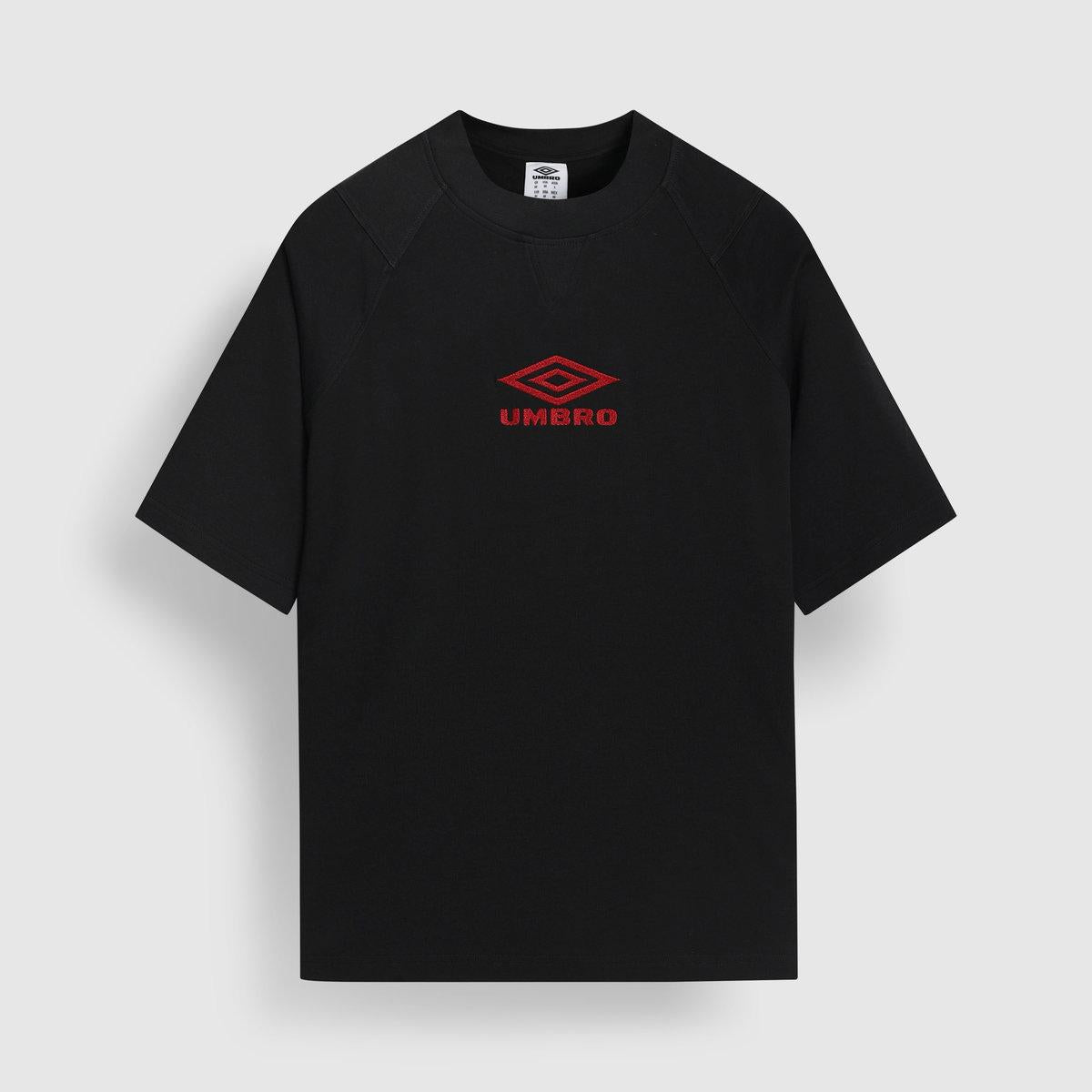 Black-Chilli Pepper - Front - Umbro Mens Iconic Boxy T-Shirt