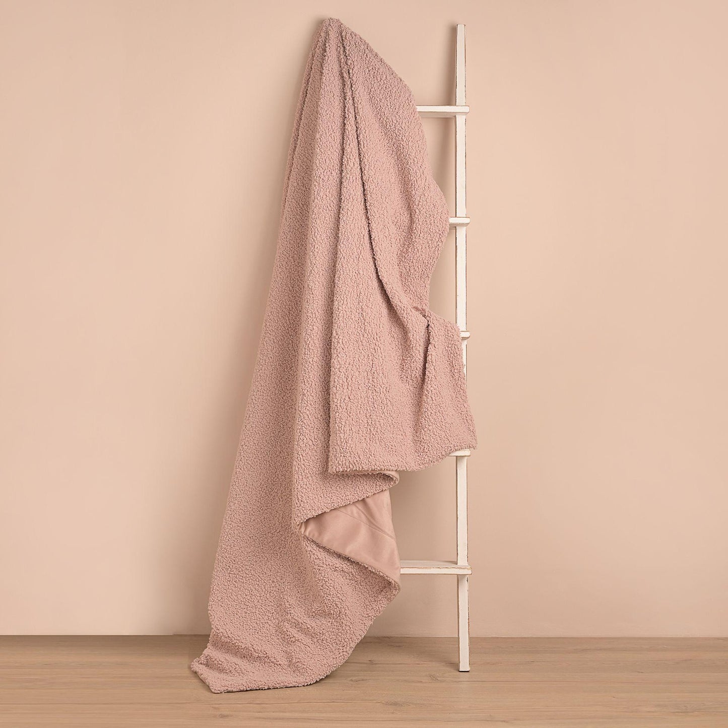 Pink - Back - Hestia Pink Teddy Throw 150cm x 150cm