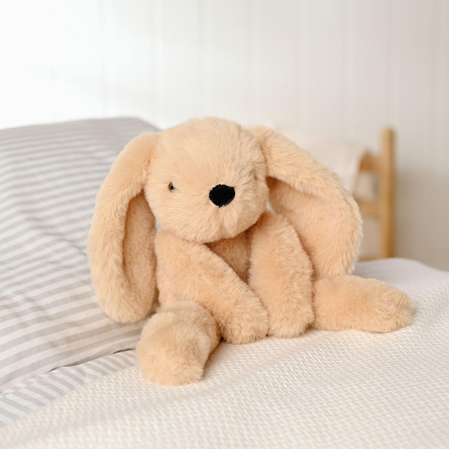 Light brown - Lifestyle - Oatey The Plush Long Leg Light Brown Bunny 35 cm