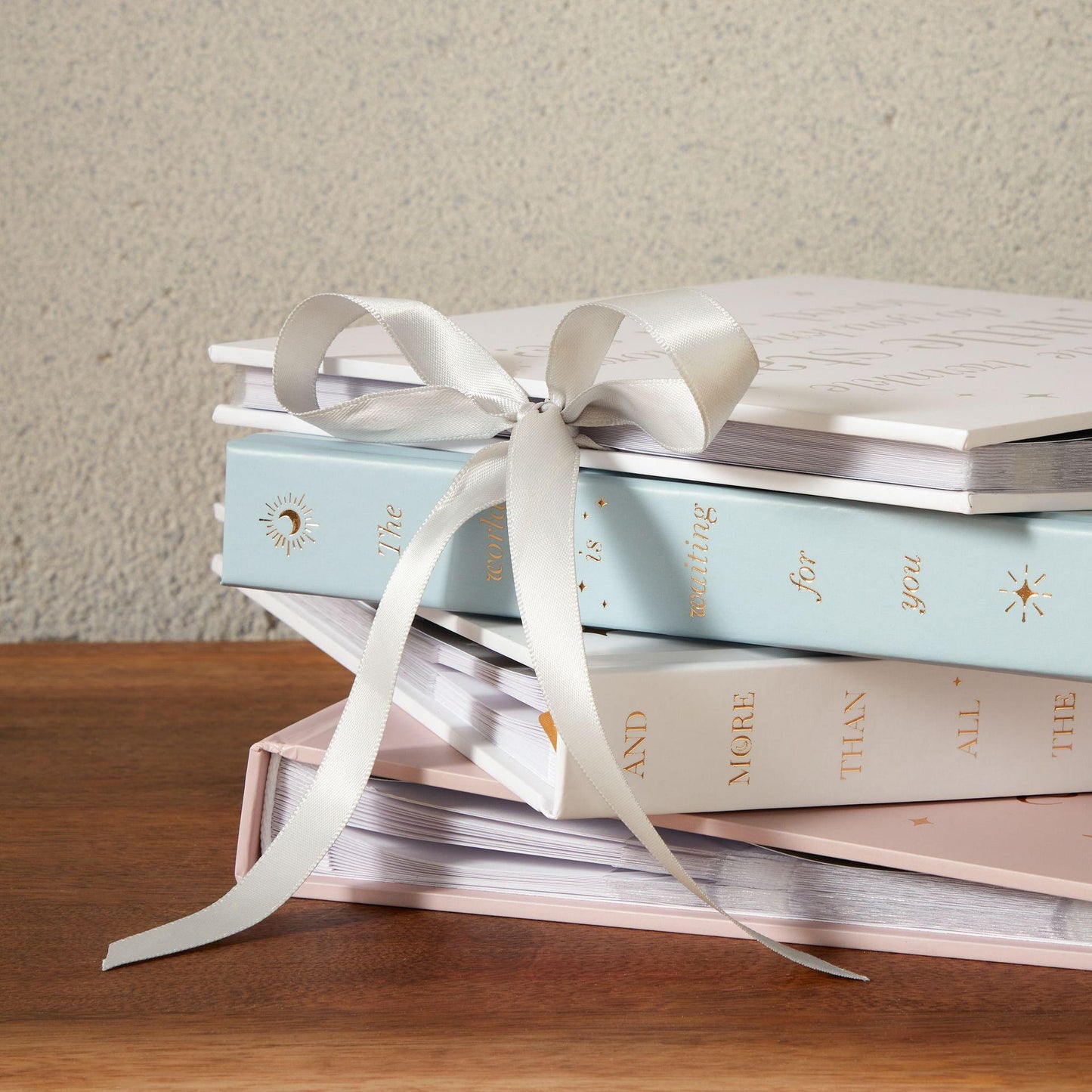 Grey - Close up - Bambino Photo Album To The Moon