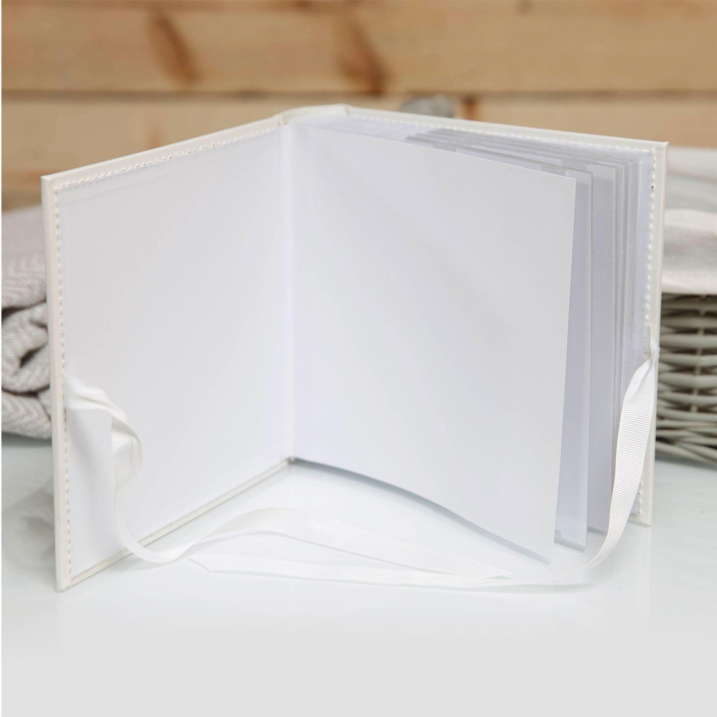 White - Back - Twinkle Twinkle My First Photo Album