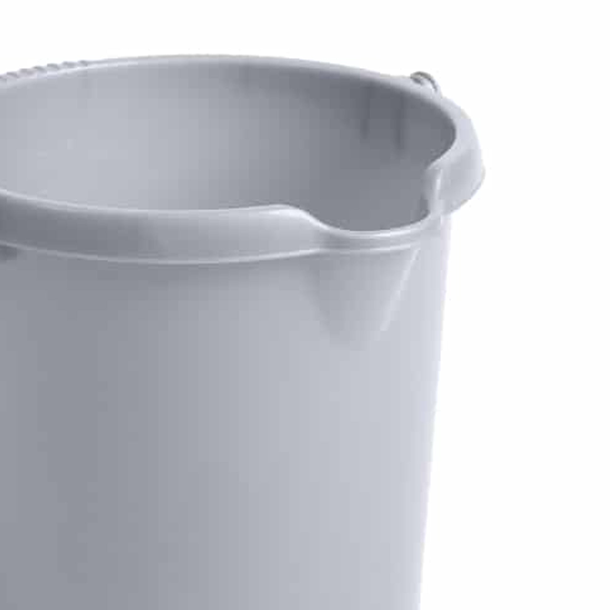 One Colour - Pack Shot - Casa 5L Bucket Silver