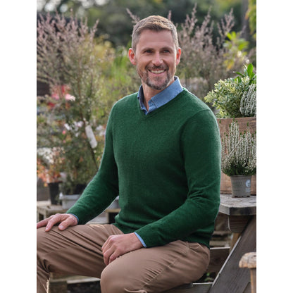 Dark Forest - Front - WoolOvers Mens Cashmere V Neck Jumper
