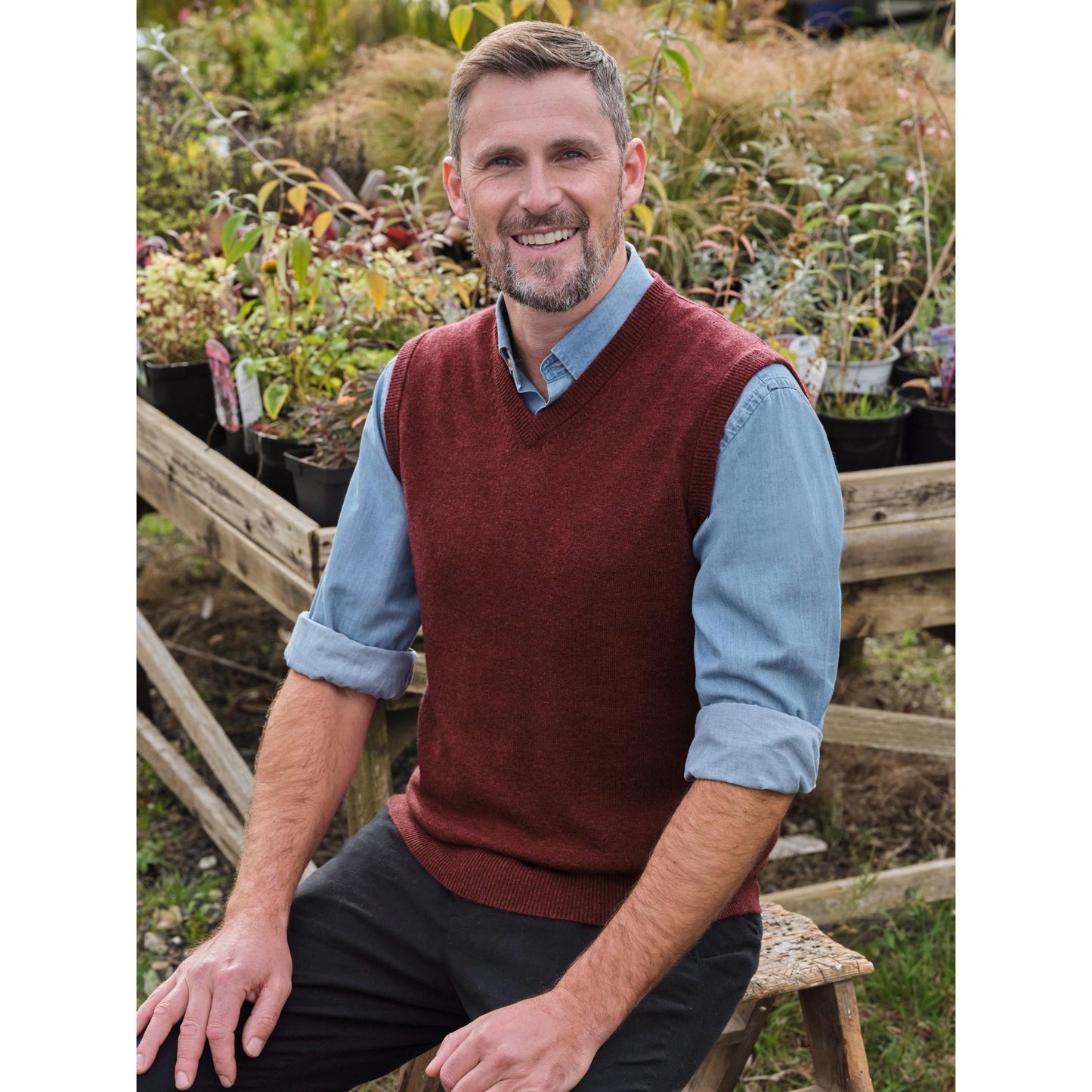 Windsor Wine - Front - WoolOvers Mens Cashmere Sweater Vest