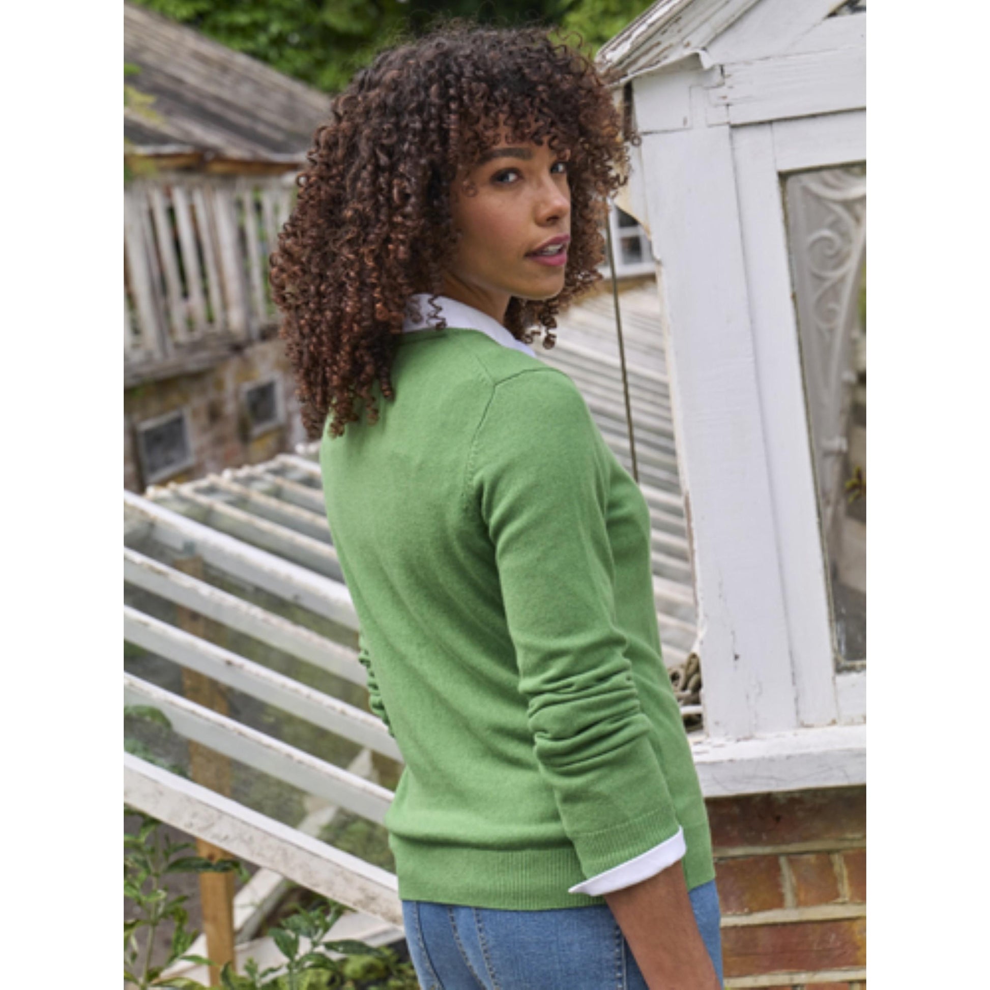 Pear Green - Back - WoolOvers Womens-Ladies Cashmere V Neck Jumper