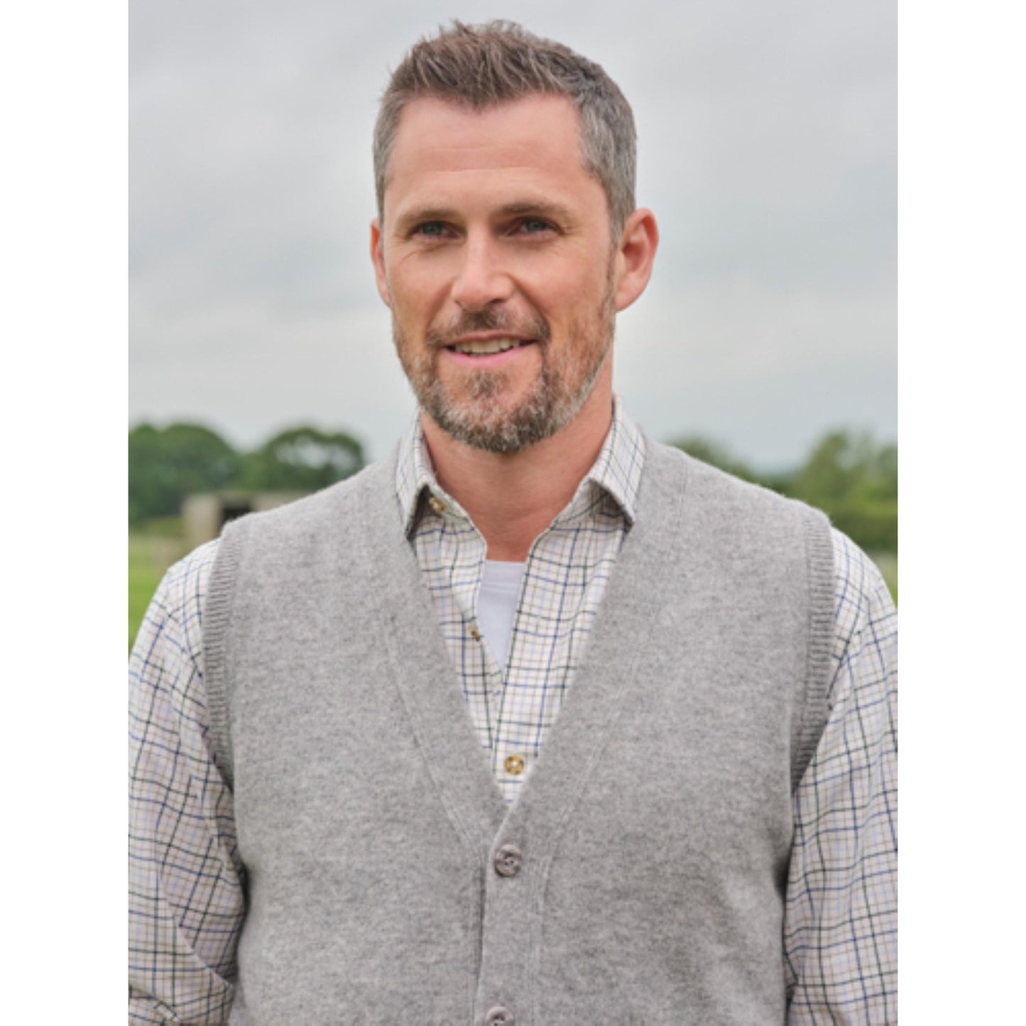 Grey Marl - Back - WoolOvers Mens Lambswool Waistcoat