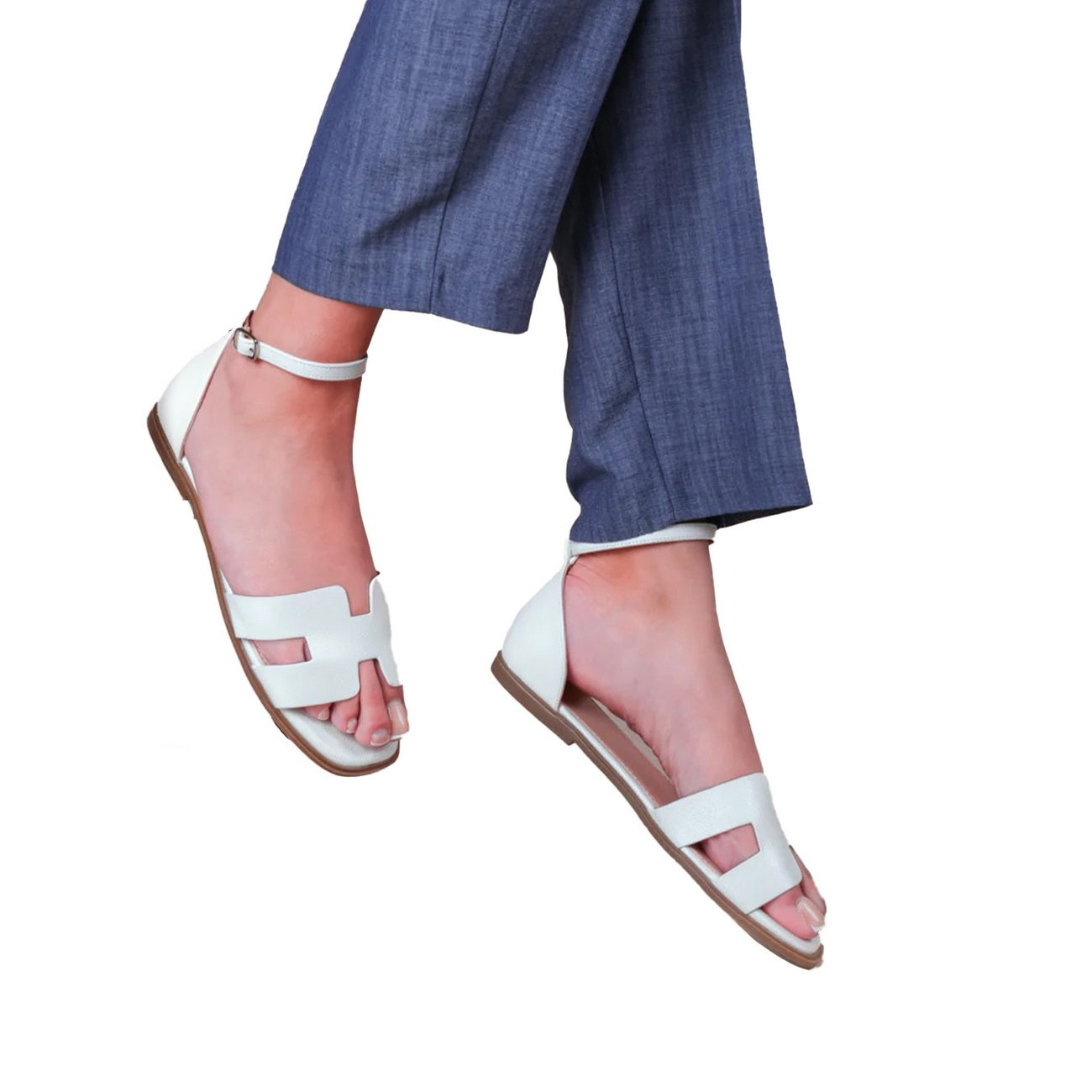 White - Front - Where´s That From Womens-Ladies Rome Cut Out Ankle Strap Sandals