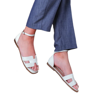 White - Front - Where´s That From Womens-Ladies Rome Cut Out Ankle Strap Sandals