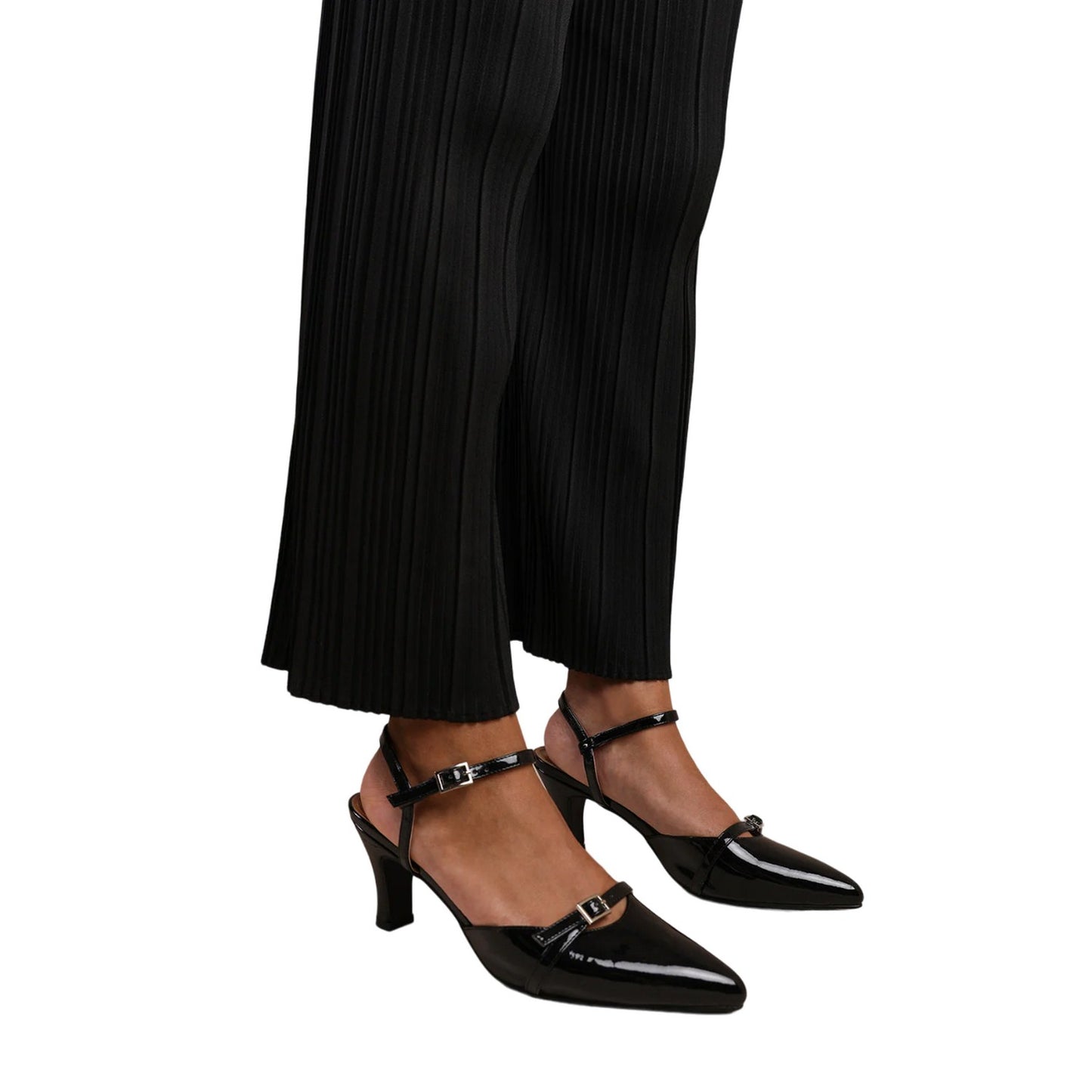 Black - Front - Where´s That From Womens-Ladies Patent Faux Leather Multi-Buckle Detail Low Heel Sandals