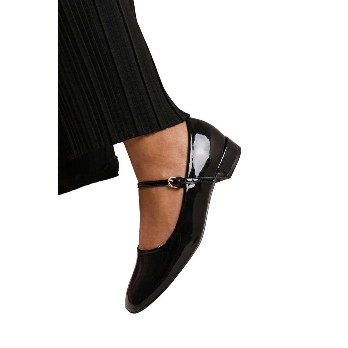 Black - Lifestyle - Where´s That From Womens-Ladies Minsk Patent Leather Buckle Detail Low Heel Pumps