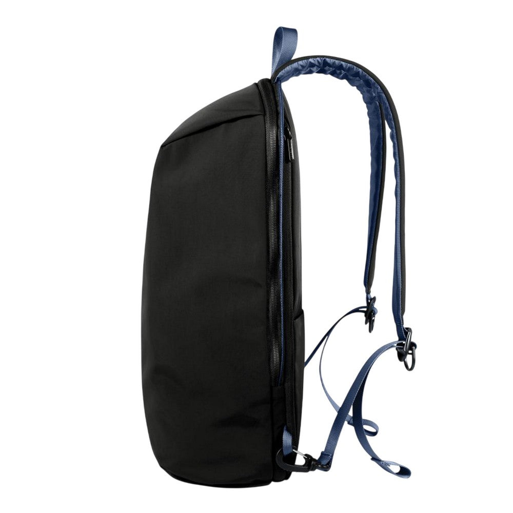 Navy-Black - Lifestyle - XD Design Switch 2 in 1 22L Backpack