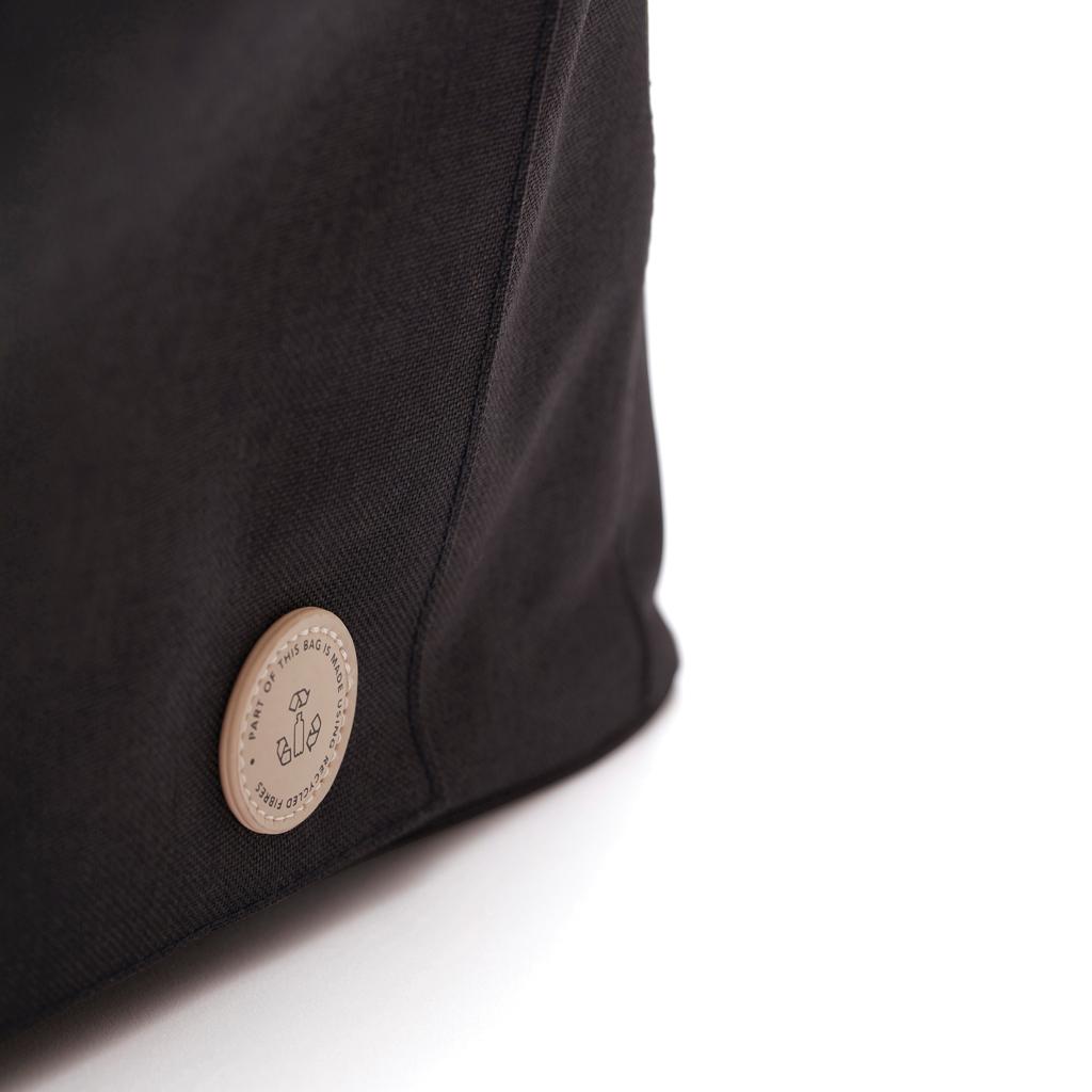 Black - Pack Shot - Vinga Sortino 25L Tote Bag