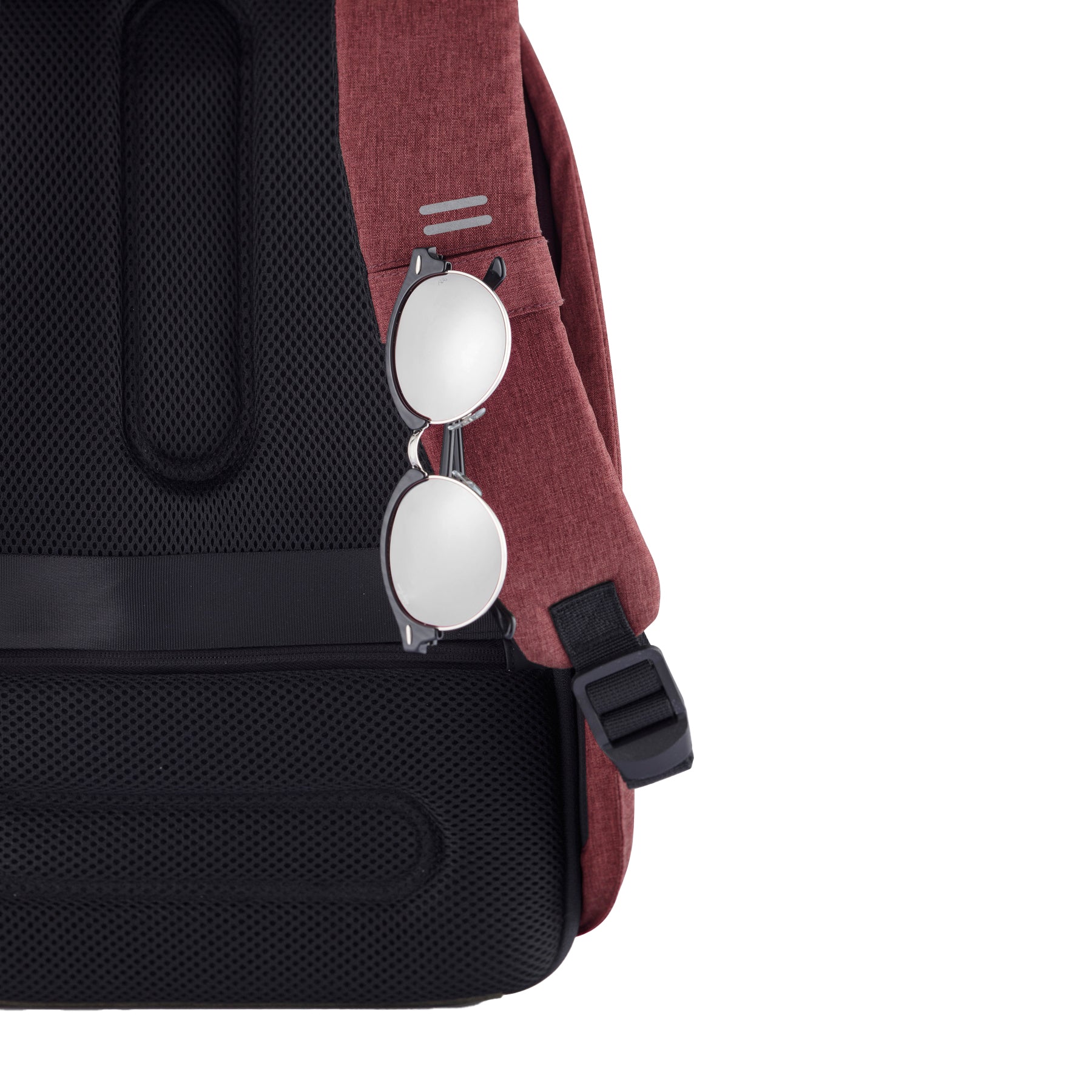 Red - Pack Shot - XD Design Bobby Hero Anti-Theft Backpack