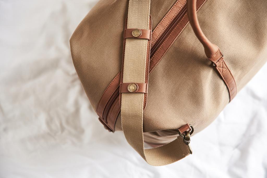 Brown - Close up - Vinga Sloane RPET Weekend Bag