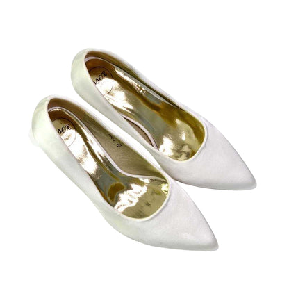 Gold - Close up - XY London Womens-Ladies Romi Pointed Mid Stiletto Court Shoes