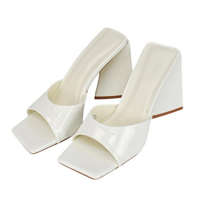 White - Pack Shot - XY London Womens-Ladies Gracia Sculptured Patent Leather Peep Toe Flared Block Heel Mules