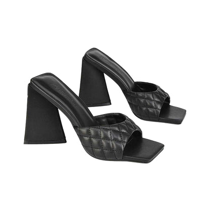 Black - Lifestyle - XY London Womens-Ladies Maylin Quilted Sculptured Heel High Heels
