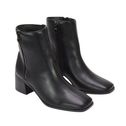 Black - Lifestyle - XY London Womens-Ladies Willow Square Toe Ankle Boots