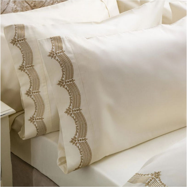 Gold - Front - Belledorm Annaya Pillowcases (Pair)