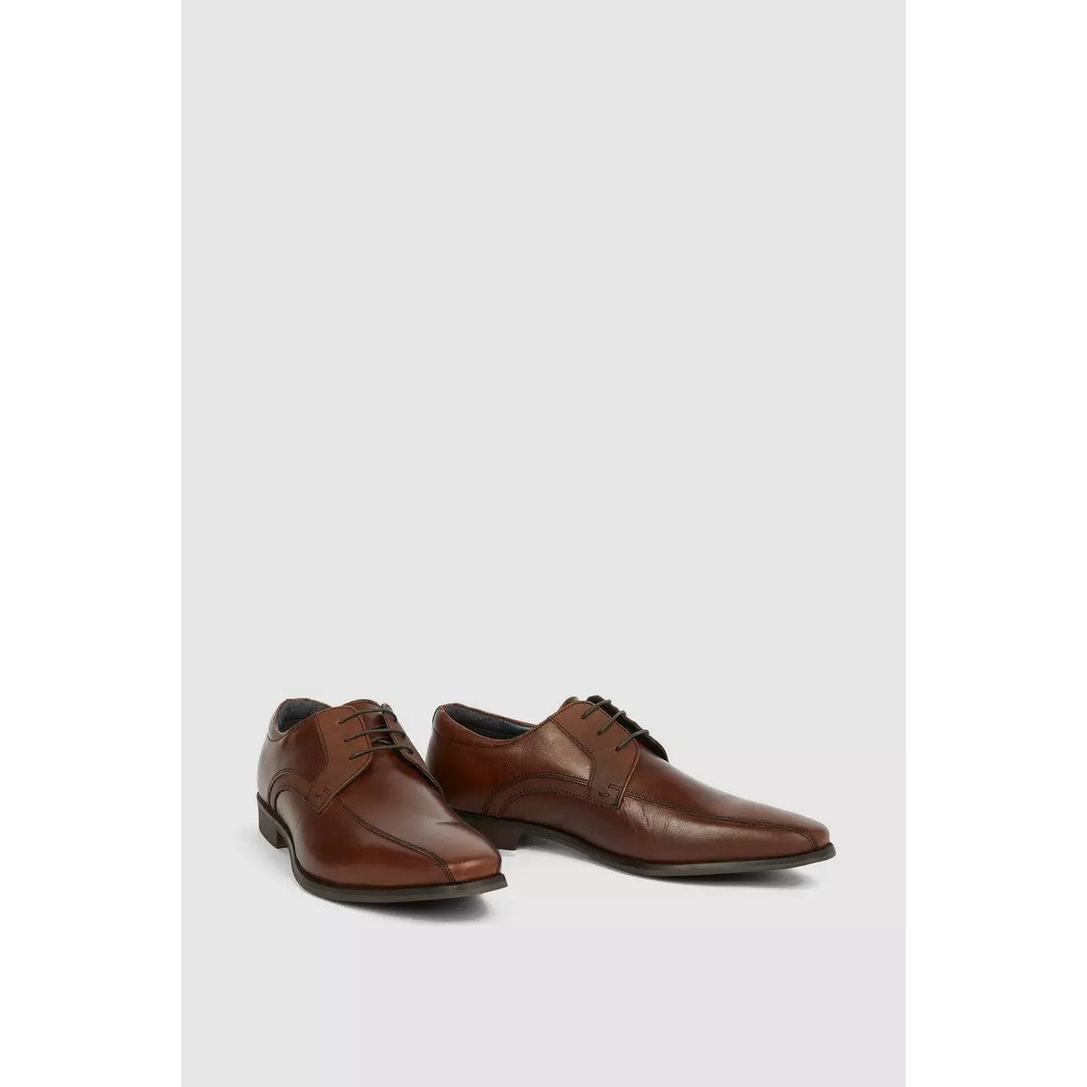 Brown - Back - RedTape Mens Hutton Tramline Leather Derby Shoes