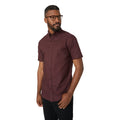 Burgundy - Front - Maine Mens Arrow Oxford Short-Sleeved Shirt