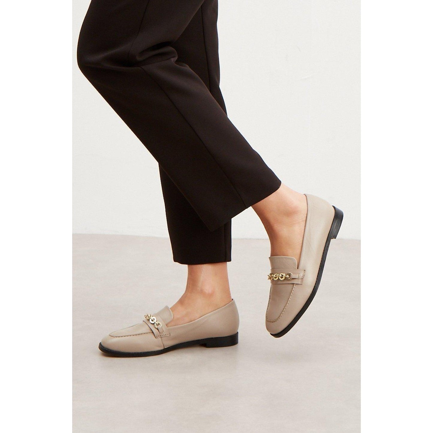 Taupe - Back - Principles Womens-Ladies Liddy Chain Leather Loafers